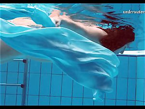 Piyavka Chehova massive elastic mouth-watering tits underwater