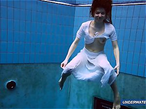 incredible unshaved underwatershow by Marketa